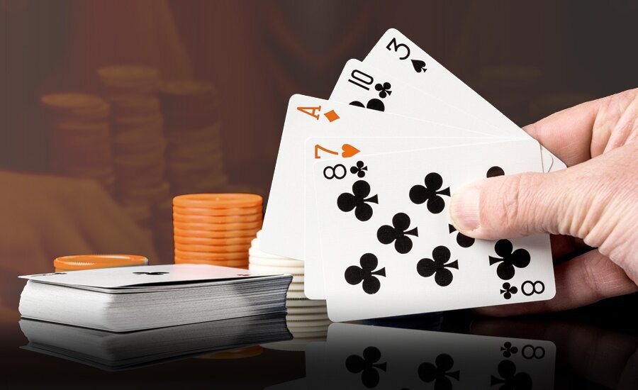 Earn bitcoin with playing poker